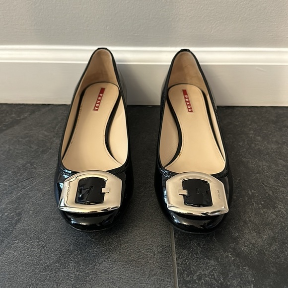 Prada heels - Picture 2 of 8